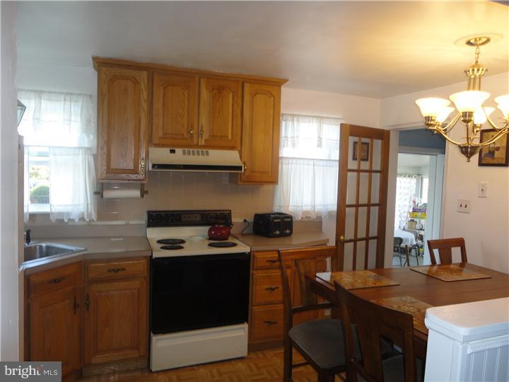 513 Overhill Road Conshohocken, PA 19428 - Photo 3 of 21 Kitchen