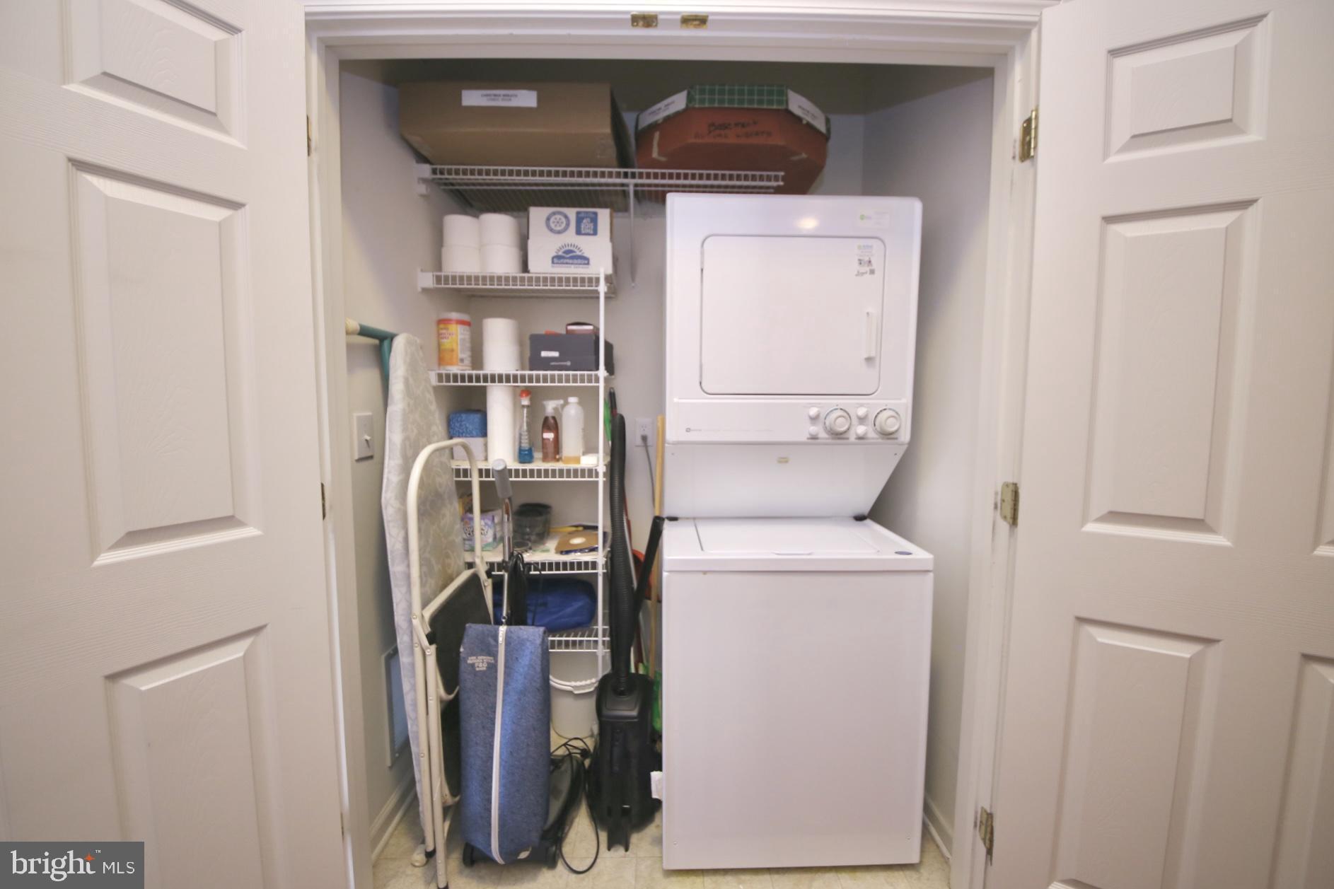 430 Highland Estates Clementon, NJ 08021 - Photo 24 of 33 Large closet with washer and dryer