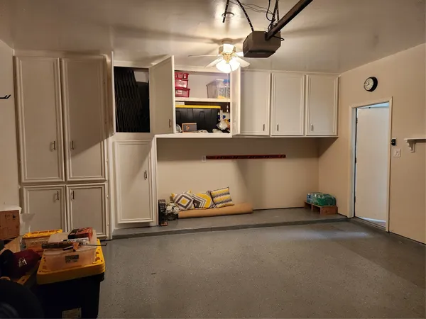 $2,100 | 15910 Land View Drive, Houston, TX 77073