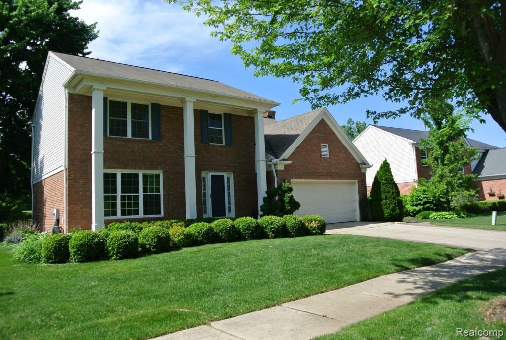 1250 Thames Drive Rochester Hills, MI 48307 - Photo 1 of 15