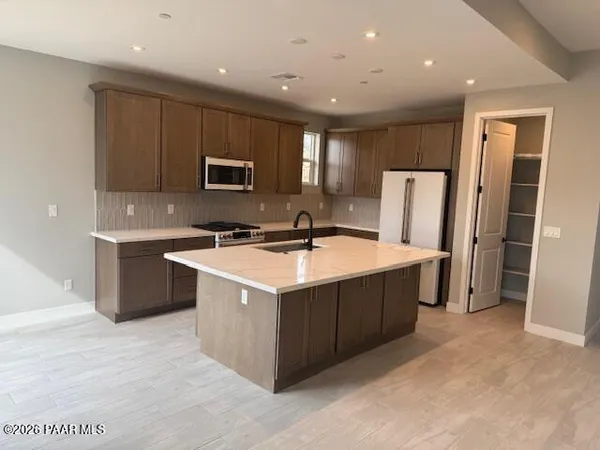 $2,600 | 1345 Rockwood Drive, Prescott, AZ 86305