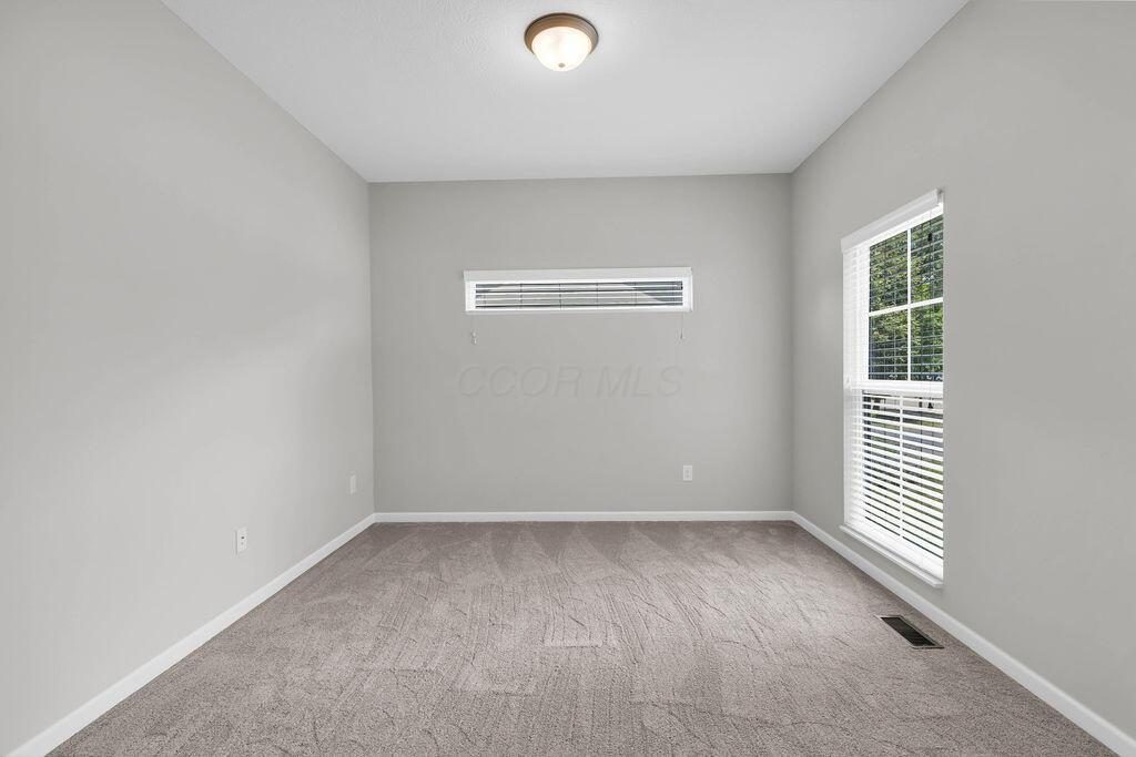 7035 Coffman Road Dublin, OH 43017 - Photo 5 of 42