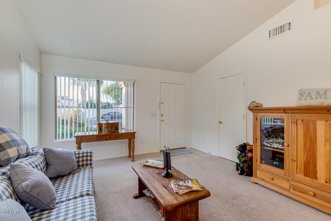 1655 East Redfield Road Gilbert, AZ 85234 - Photo 11 of 51 11- Redfield