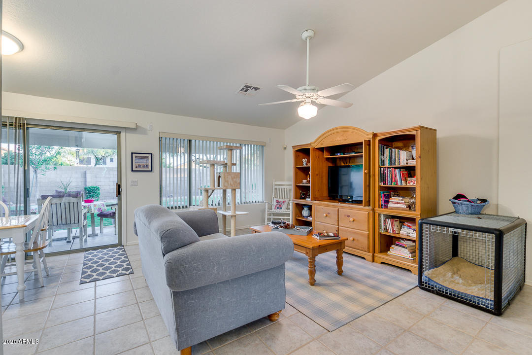 1655 East Redfield Road Gilbert, AZ 85234 - Photo 14 of 51 14- Redfield