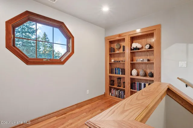 $1,100,000 | 63 Reinoehl Road, Kingston, ID 83839