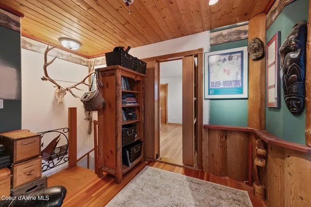 $1,100,000 | 63 Reinoehl Road, Kingston, ID 83839