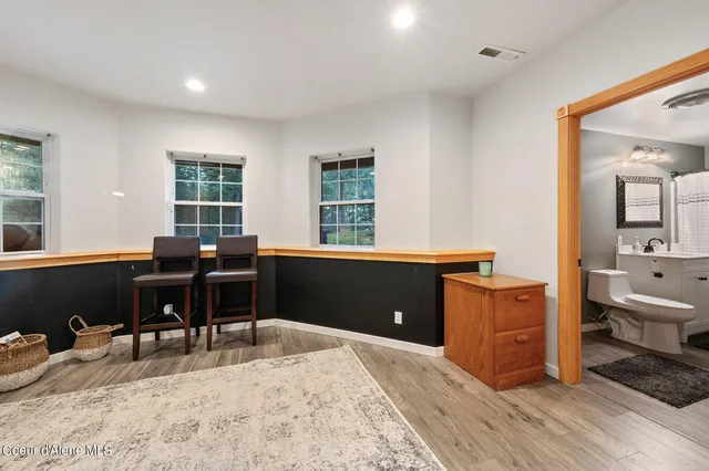 $1,100,000 | 63 Reinoehl Road, Kingston, ID 83839