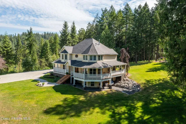 $1,100,000 | 63 Reinoehl Road, Kingston, ID 83839