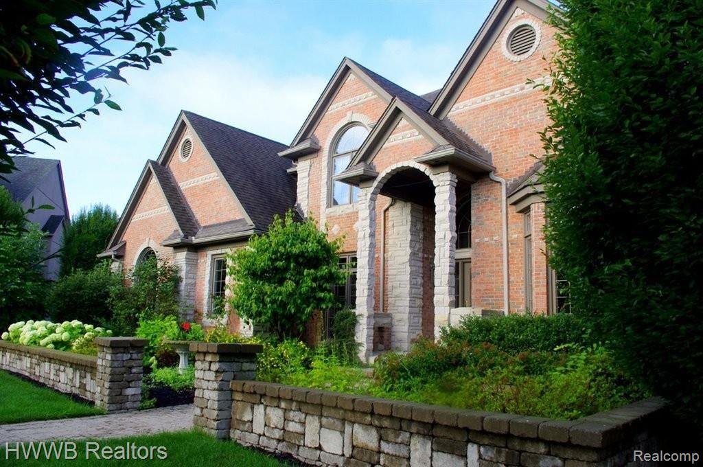 765 Crestwood Lane Rochester, MI 48309 - Photo 2 of 22 Fantastic Architecture