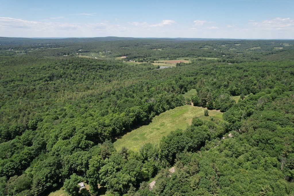 75 Brookfield Road North Brookfield, MA 01535 - Photo 11 of 12 Gallery Image 11
