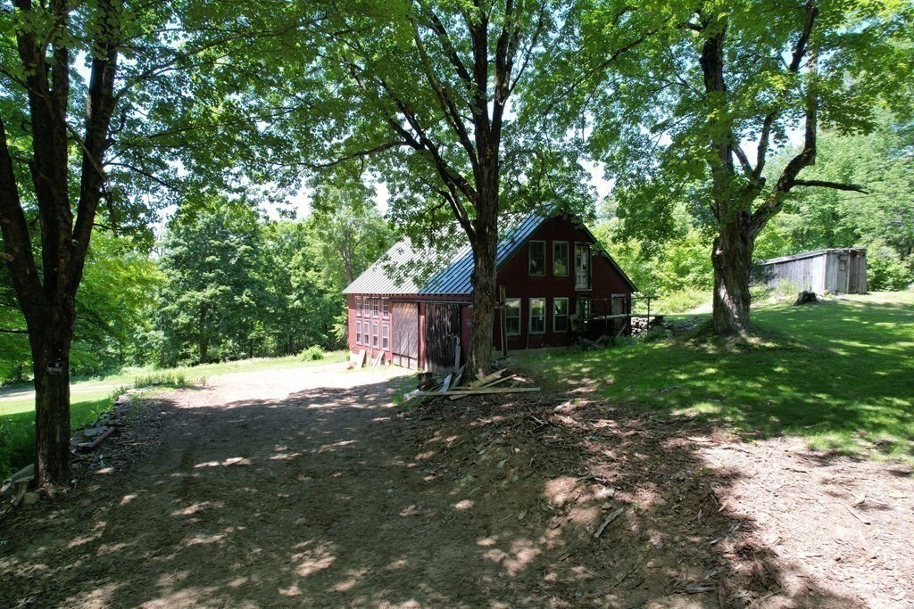75 Brookfield Road North Brookfield, MA 01535 - Photo 5 of 12 Gallery Image 5