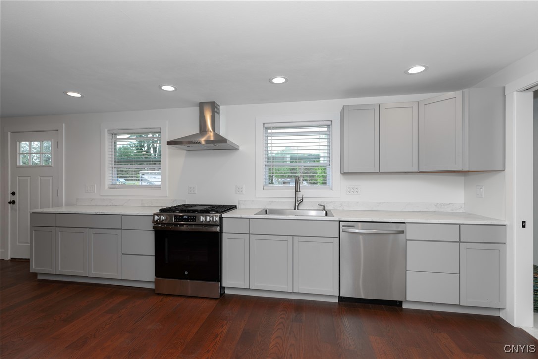 7446 Collamer Road Manlius, NY 13057 - Photo 12 of 36