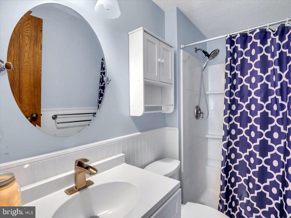 72 Hilltop Road Avondale, PA 19311 - Photo 27 of 38