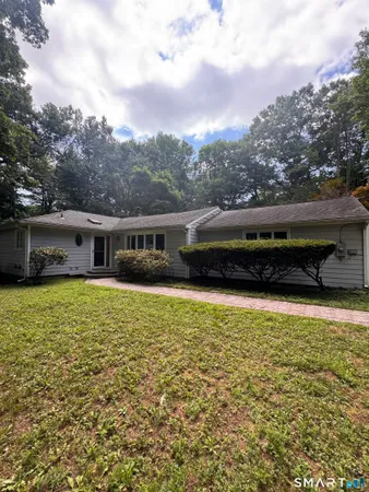 $4,000 | 8 Midwood Road, Norwalk, CT 06851