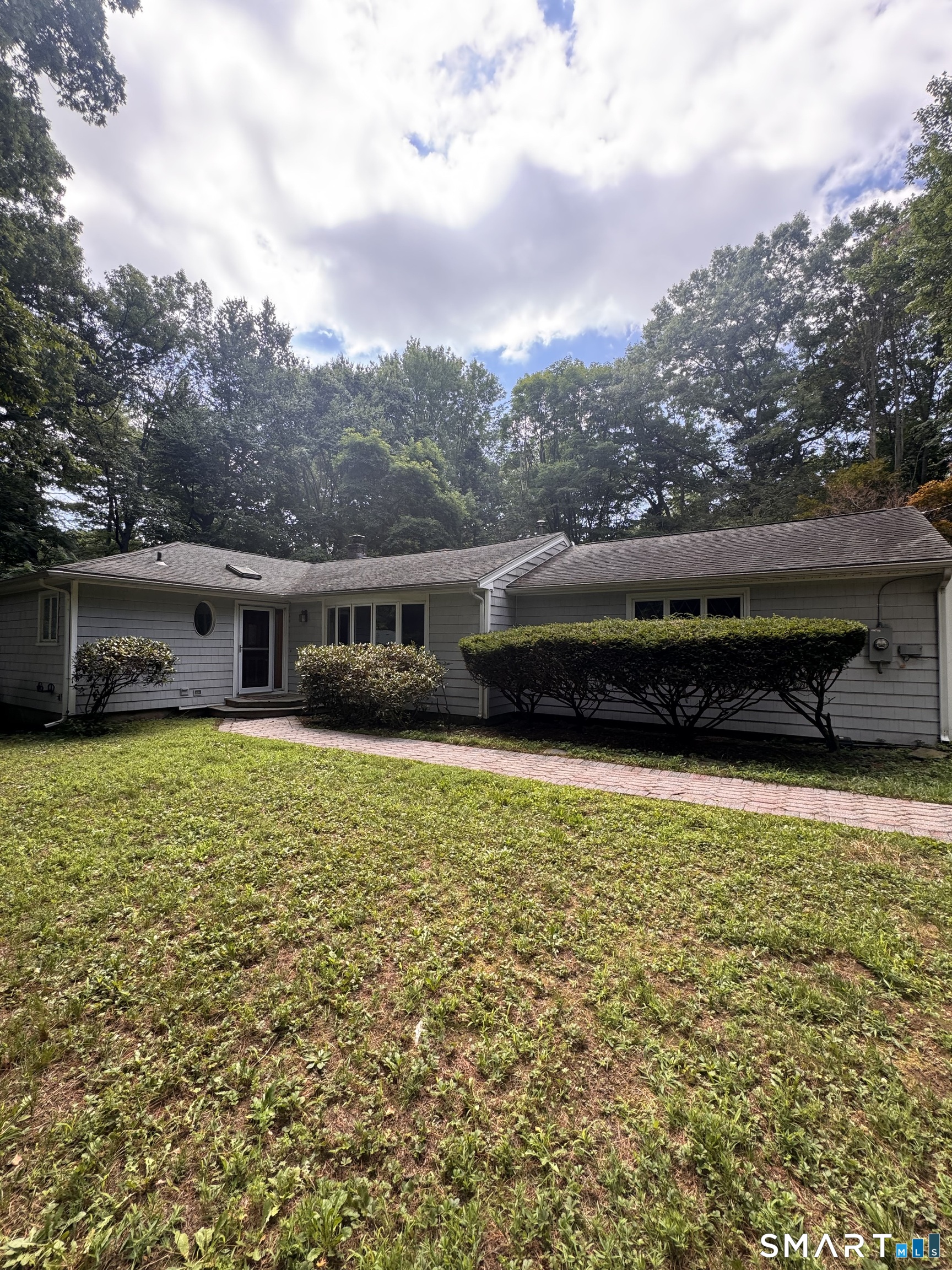 8 Midwood Road Norwalk, CT 06851 - Photo 1 of 23