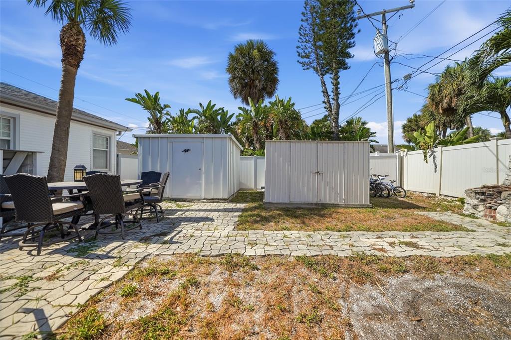 726 Mandalay Avenue Clearwater Beach, FL 33767 - Photo 32 of 49