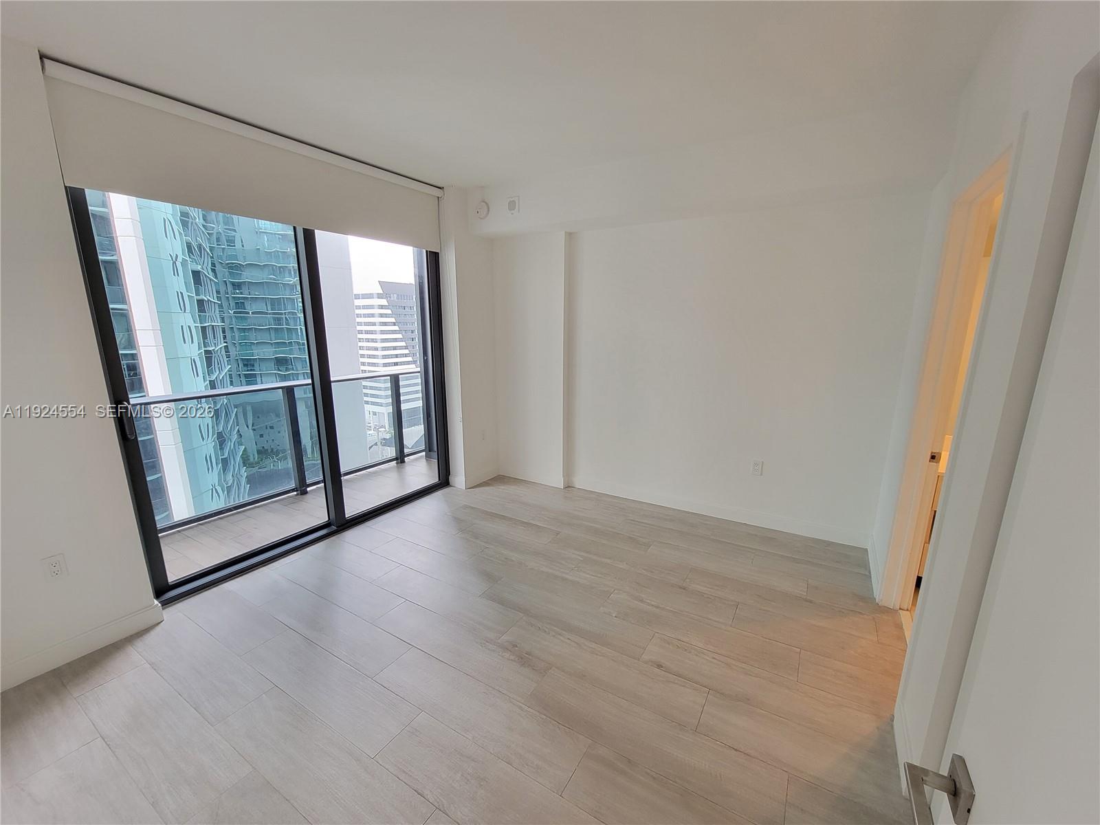 55 Southwest 9th Street, Unit 1807 Miami, FL 33130 - Photo 6 of 18