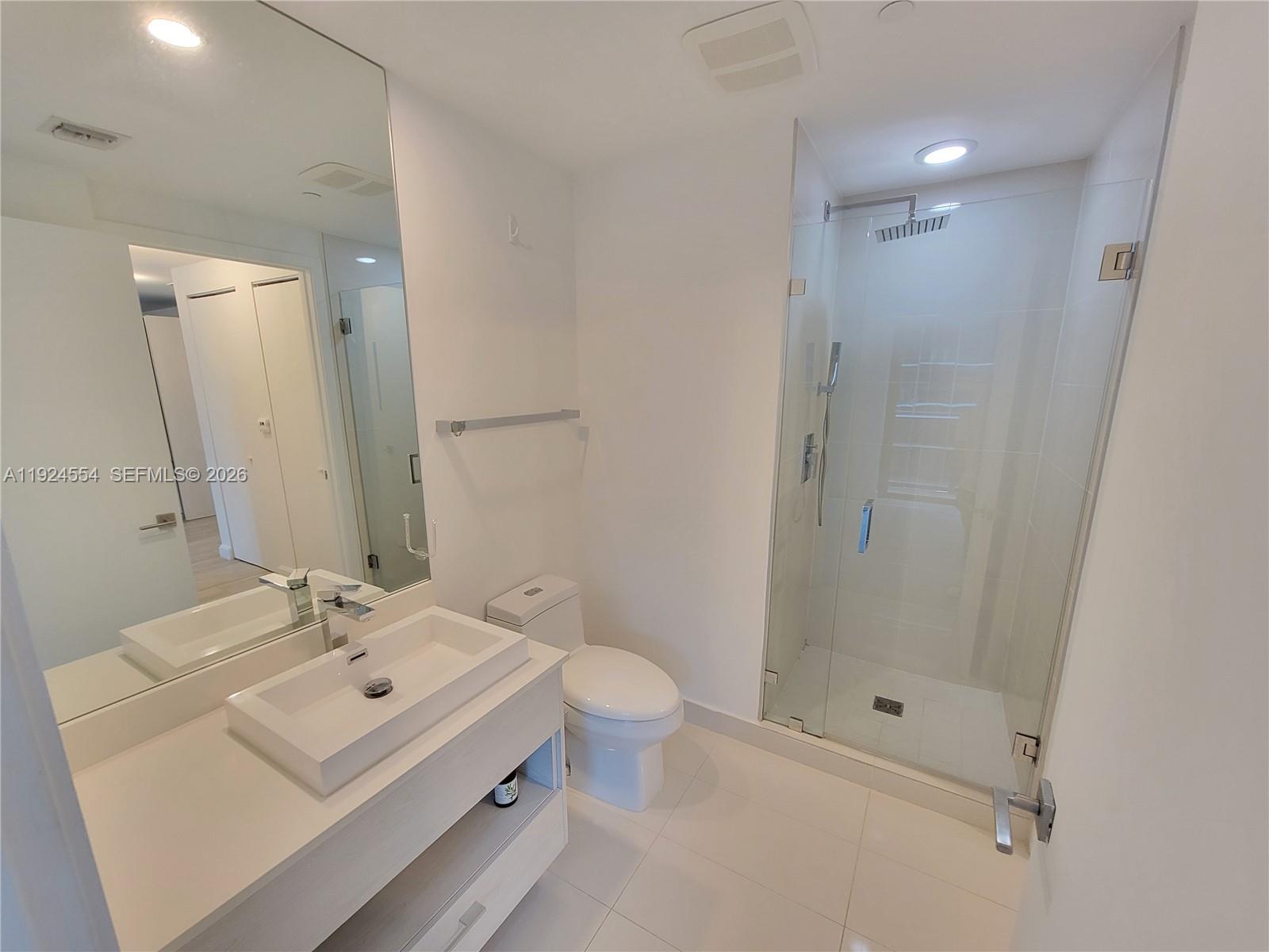 55 Southwest 9th Street, Unit 1807 Miami, FL 33130 - Photo 8 of 18