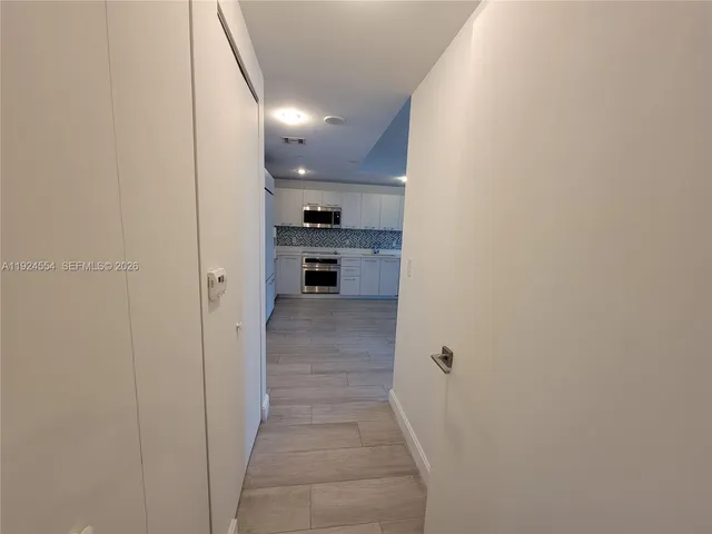 $3,100 | 55 Southwest 9th Street, Unit 1807, Miami, FL 33130
