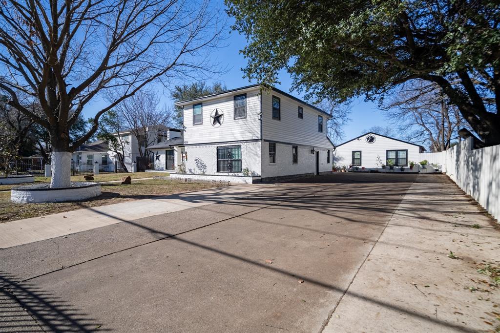 2133 Pleasant Drive Dallas, TX 75227 - Photo 3 of 40