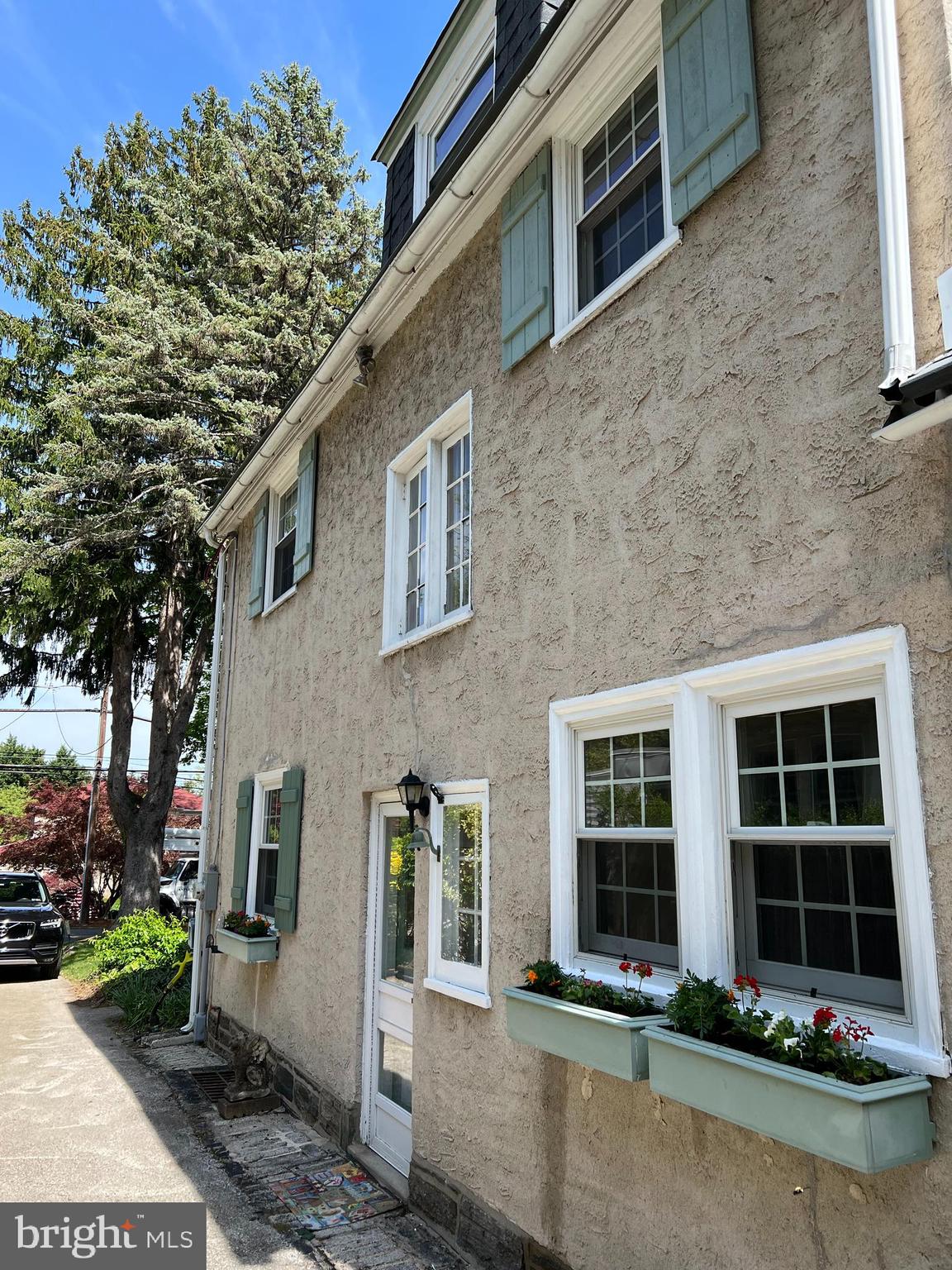 414 Conshohocken State Road Gladwyne, PA 19035 - Photo 4 of 10 Gallery Image 4