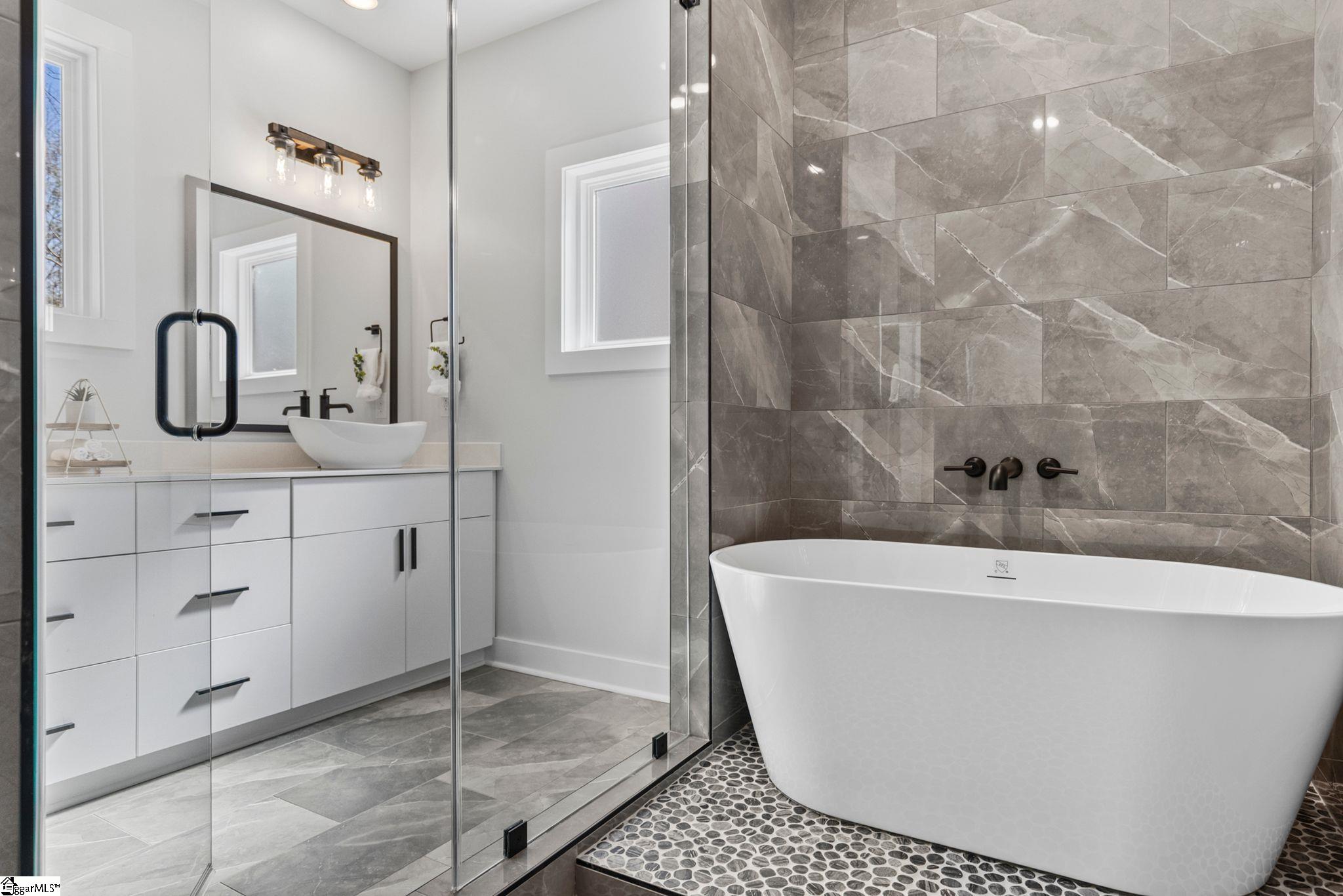 645 Canterbury Road Piedmont, SC 29673 - Photo 4 of 44