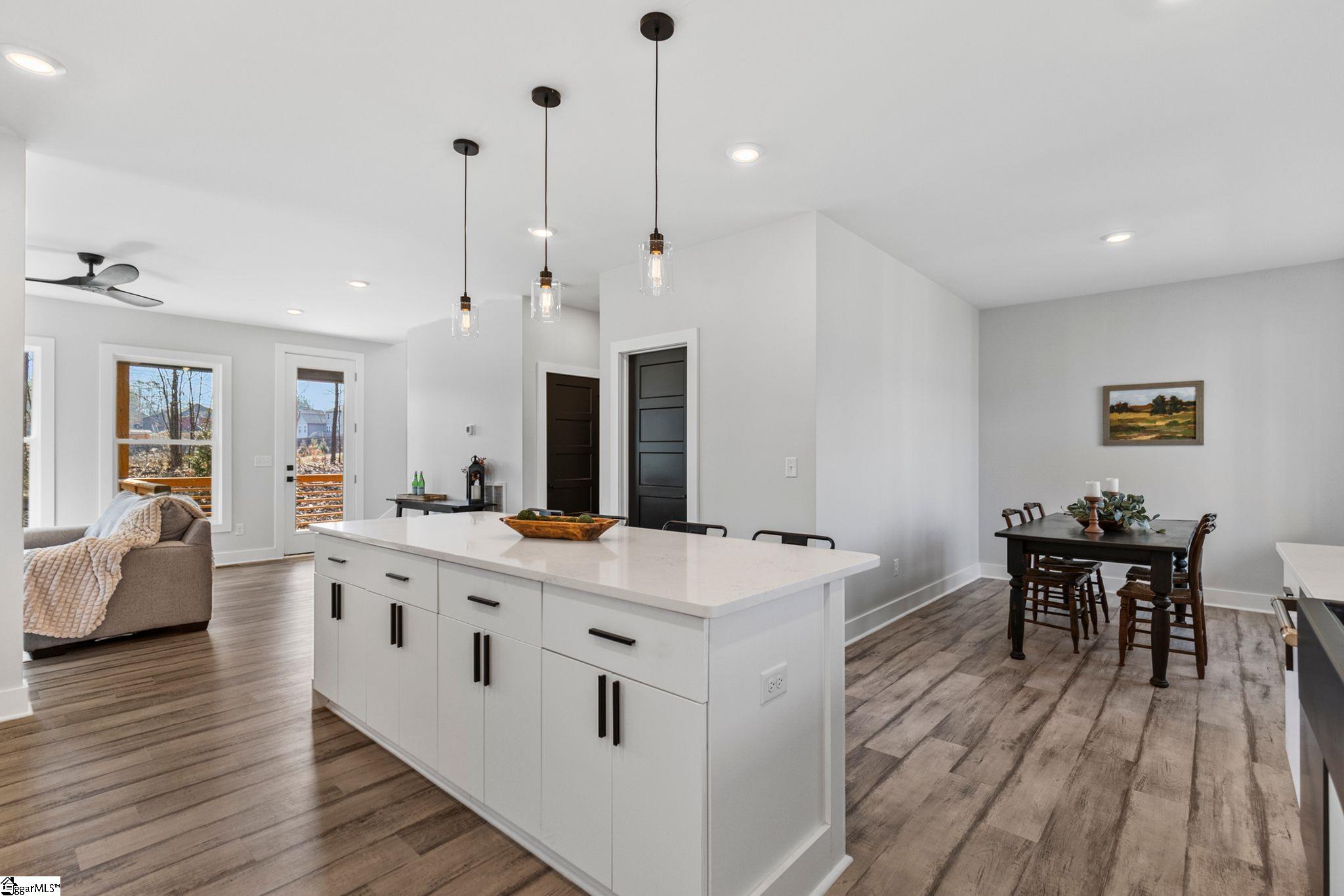 645 Canterbury Road Piedmont, SC 29673 - Photo 8 of 44