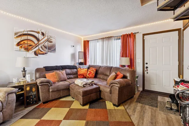 $95,000 | 7410 72nd Lane North, Brooklyn Park, MN 55428