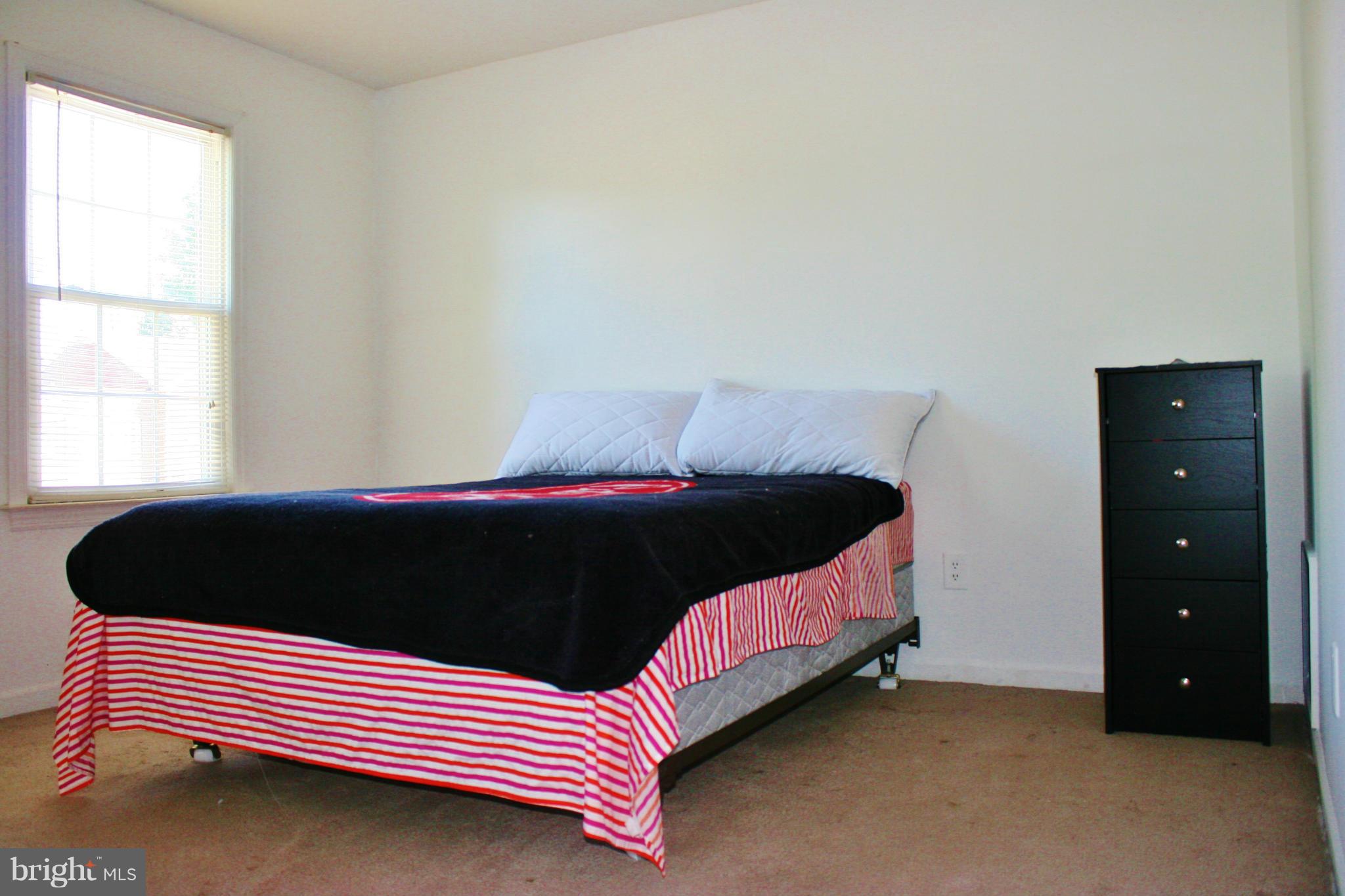 9902 Hampton Road Manassas, VA 20110 - Photo 11 of 16 Bath (Master)