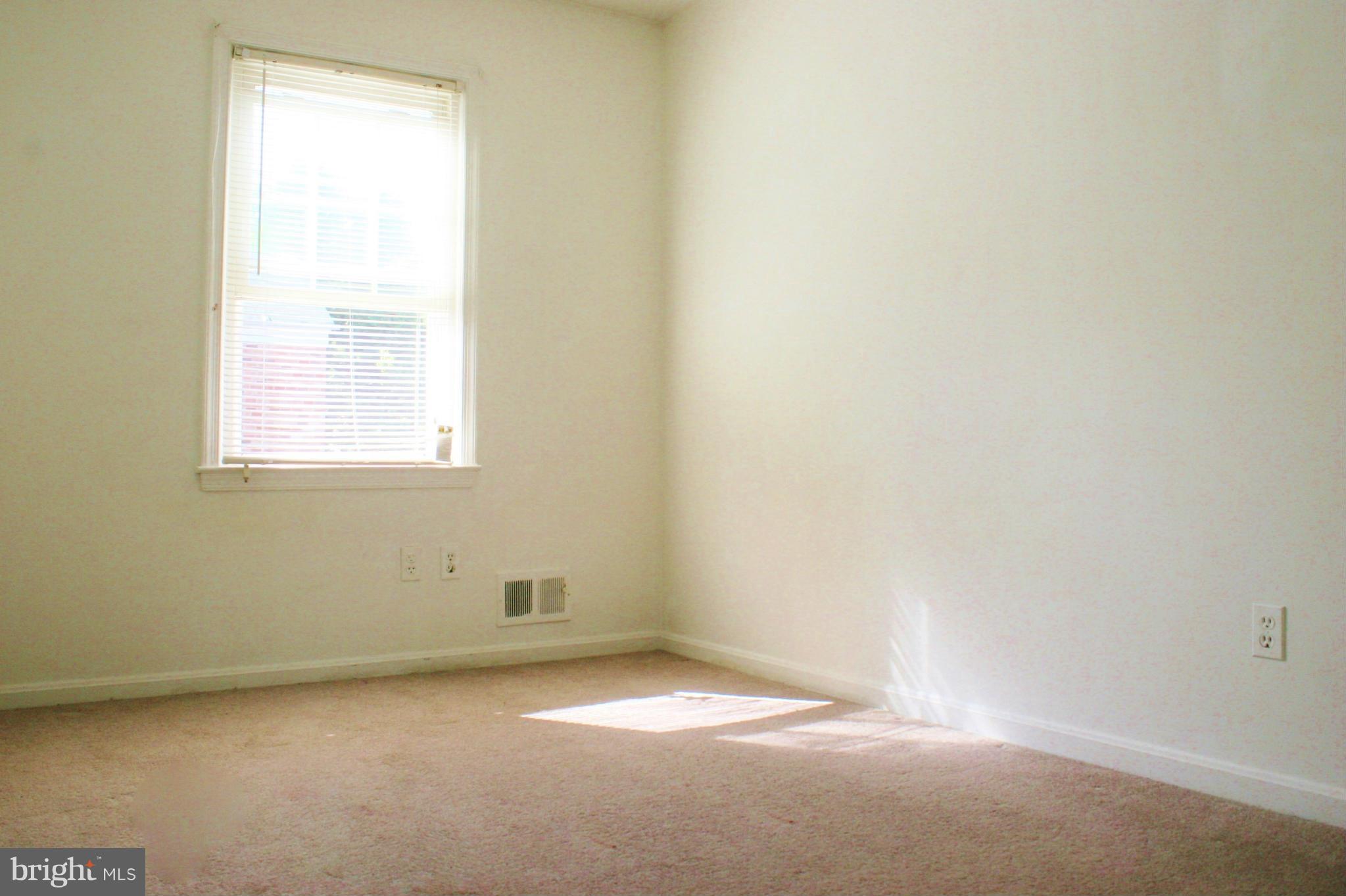 9902 Hampton Road Manassas, VA 20110 - Photo 15 of 16 Bedroom