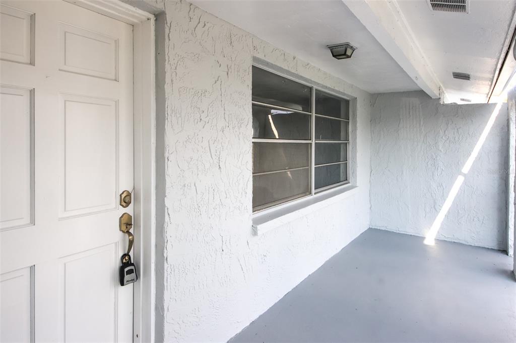 5706 Marble Drive New Port Richey, FL 34652 - Photo 3 of 25 Gallery Image 3