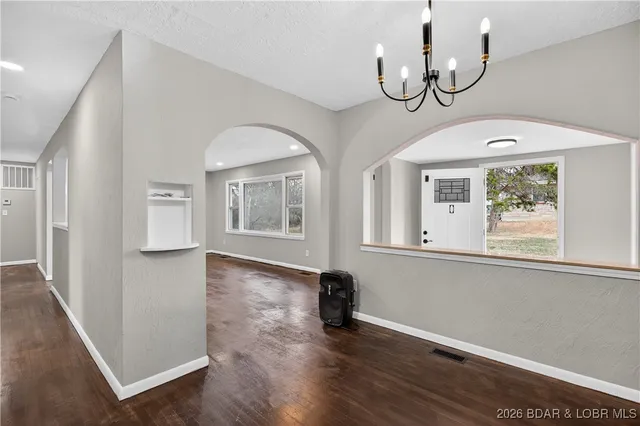 $250,000 | 125 Leonard North, Camdenton, MO 65020