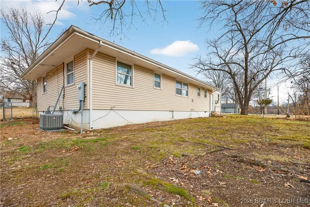 $240,000 | 125 Leonard North, Camdenton, MO 65020