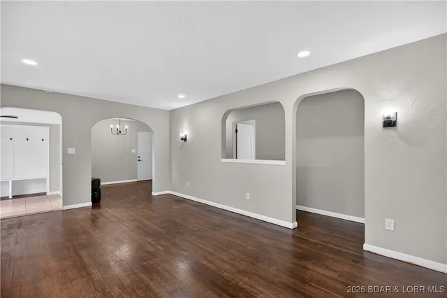 $240,000 | 125 Leonard North, Camdenton, MO 65020