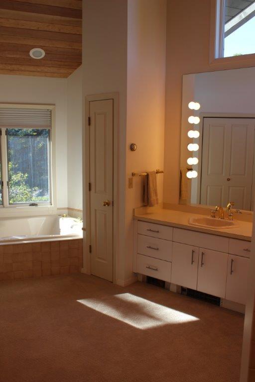 4200 Heynig Road Harbor Springs, MI 49740 - Photo 21 of 27 Gallery Image 21
