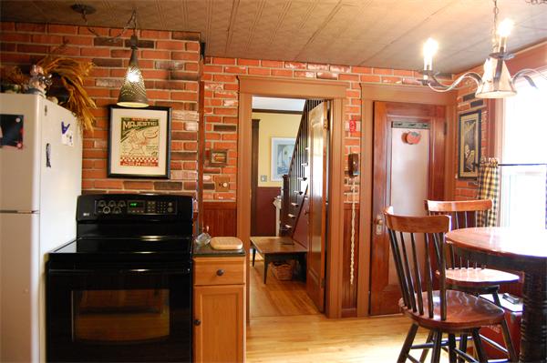 28 Victoria Avenue Worcester, MA 01607 - Photo 20 of 29 Gallery Image 20