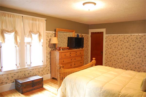 28 Victoria Avenue Worcester, MA 01607 - Photo 23 of 29 Gallery Image 23