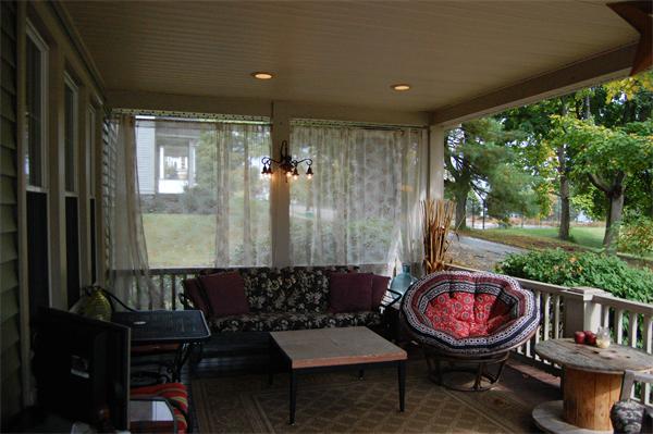 28 Victoria Avenue Worcester, MA 01607 - Photo 6 of 29 Gallery Image 6