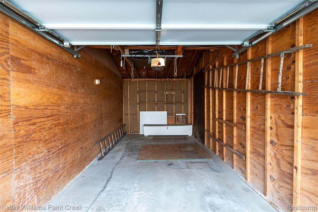 6629 Andersonville Road Clarkston, MI 48346 - Photo 36 of 52 Gallery Image 36