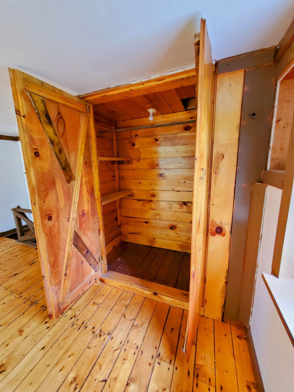 809 South Main Street Solon, ME 04979 - Photo 33 of 36 34 Bedroom 3 closet