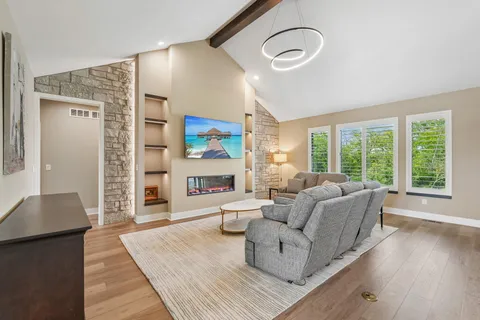 $1,549,000 | N69-w17970 Haven Drive, Menomonee Falls, WI 53051