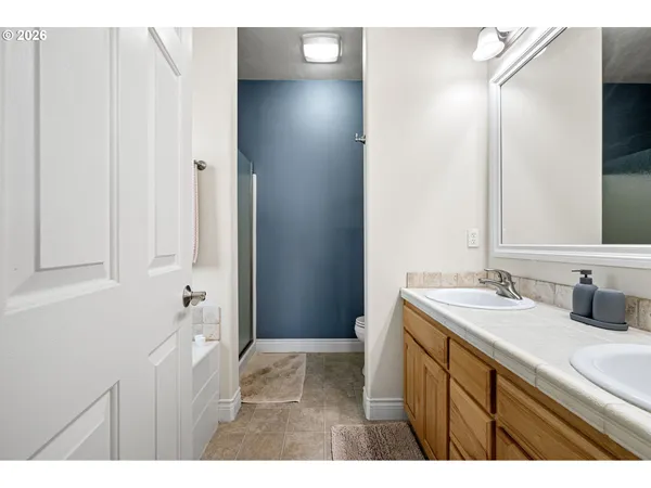 $649,900 | 2260 Ibsen Avenue, Cottage Grove, OR 97424