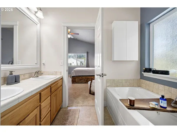 $649,900 | 2260 Ibsen Avenue, Cottage Grove, OR 97424