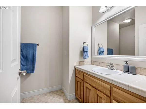 $649,900 | 2260 Ibsen Avenue, Cottage Grove, OR 97424