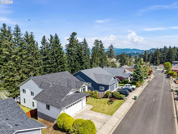 $649,900 | 2260 Ibsen Avenue, Cottage Grove, OR 97424