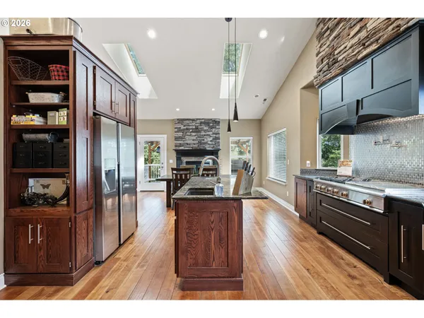 $649,900 | 2260 Ibsen Avenue, Cottage Grove, OR 97424