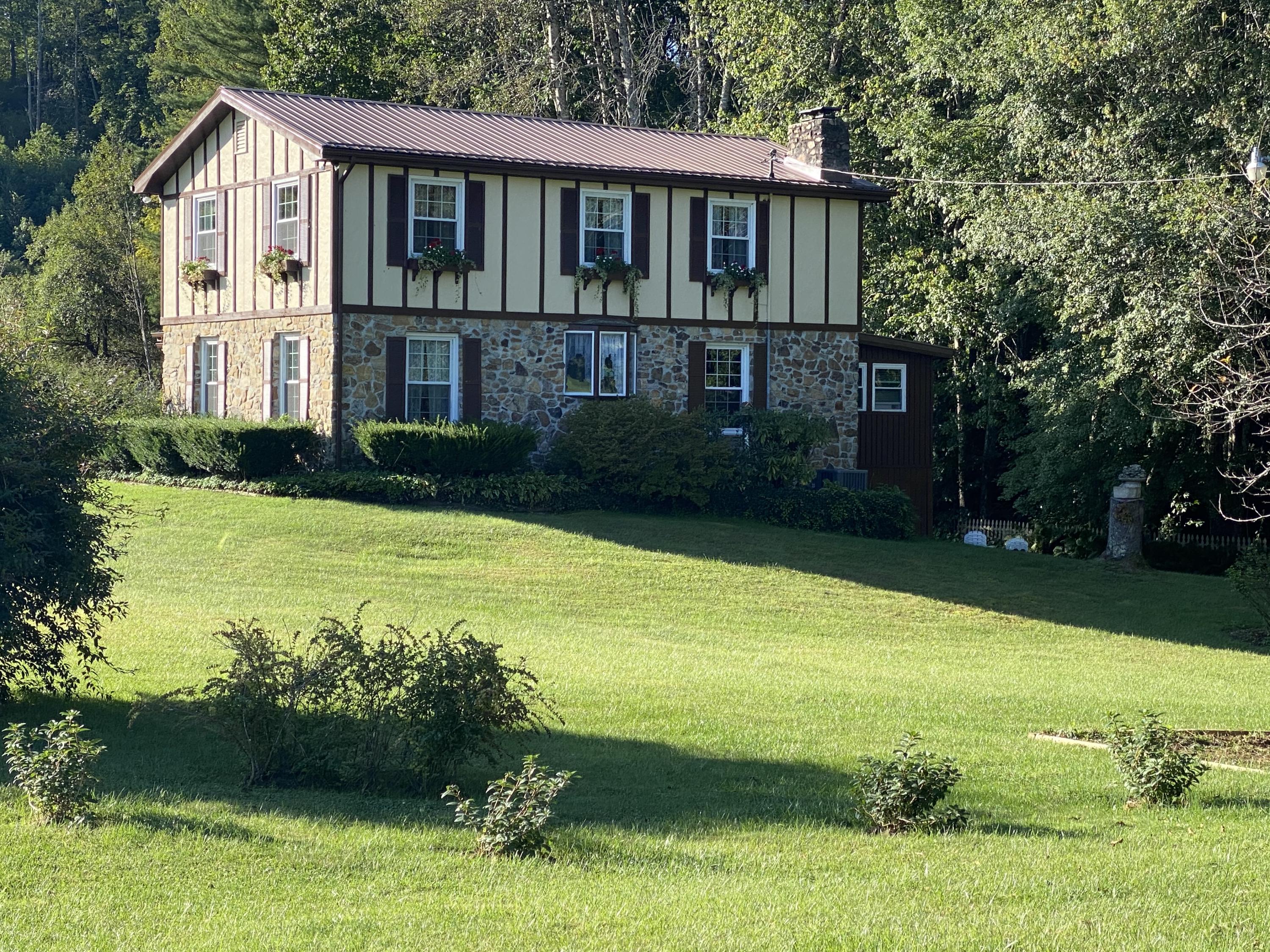 376 Brickyard Branch Road Shady Valley, TN 37688 - Photo 6 of 41 IMG_0341
