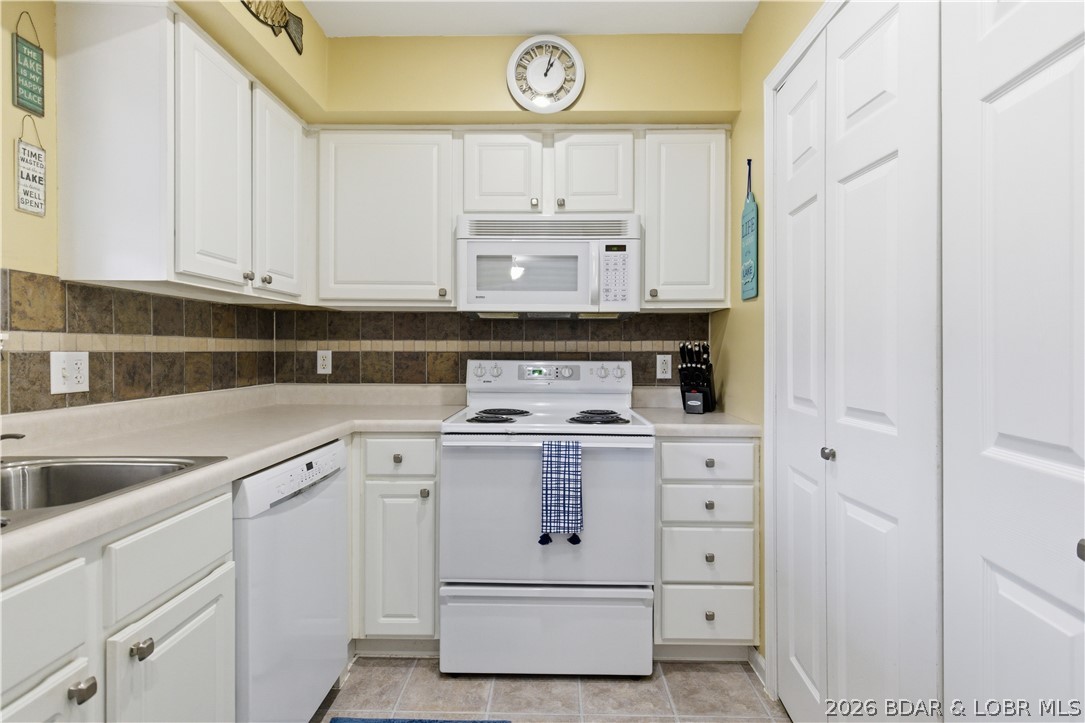 40 Lighthouse Road, Unit 102 Lake Ozark, MO 65049 - Photo 2 of 40