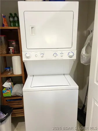 $199,900 | 40 Lighthouse Road, Unit 102, Lake Ozark, MO 65049