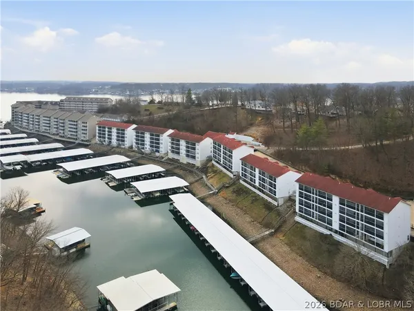 $199,900 | 40 Lighthouse Road, Unit 102, Lake Ozark, MO 65049